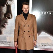 Concussion - galeria zdjęć - filmweb