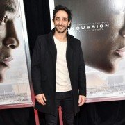 Concussion - galeria zdjęć - filmweb