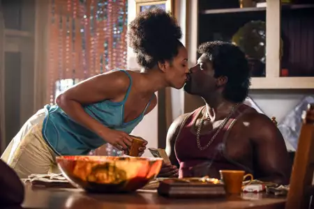 Snowfall - galeria zdjęć - filmweb