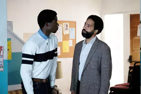 Snowfall - galeria zdjęć - filmweb