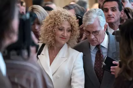 Prawo i porządek: Prawdziwa zbrodnia - Mord Menendezów - galeria zdjęć - filmweb