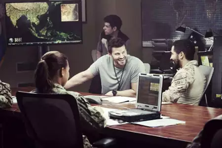 Seal Team - galeria zdjęć - filmweb