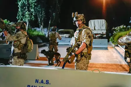 Seal Team - galeria zdjęć - filmweb