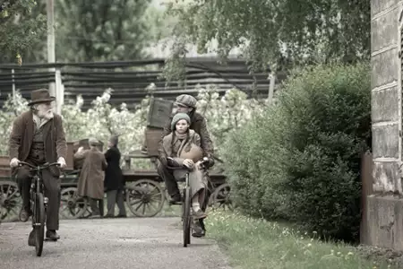 Anita B. - galeria zdjęć - filmweb