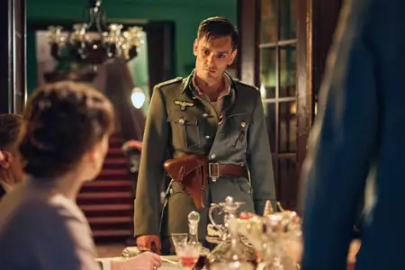Zatoka szpiegów - galeria zdjęć - filmweb