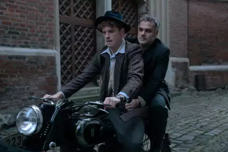 Zatoka szpiegów - galeria zdjęć - filmweb