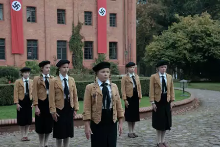 Zatoka szpiegów - galeria zdjęć - filmweb