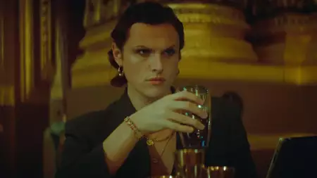 Furie - galeria zdjęć - filmweb