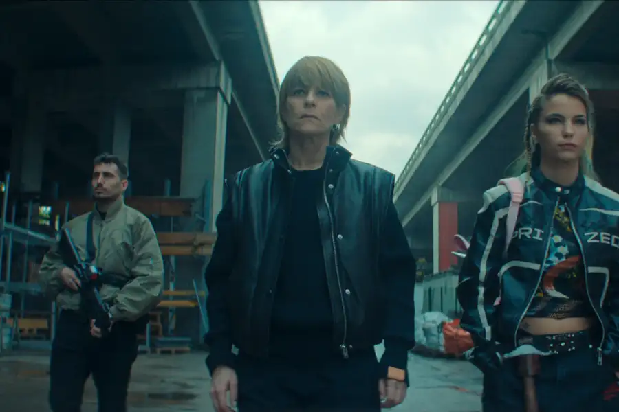 Furie - galeria zdjęć - filmweb