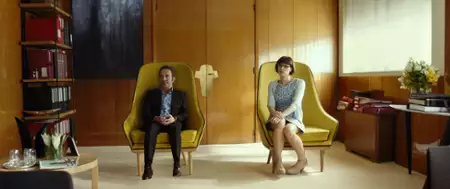 Facet na miarę - galeria zdjęć - filmweb
