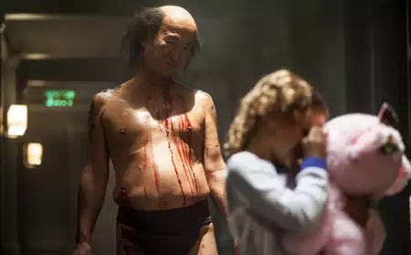 Everly - galeria zdjęć - filmweb