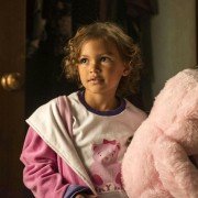 Everly - galeria zdjęć - filmweb
