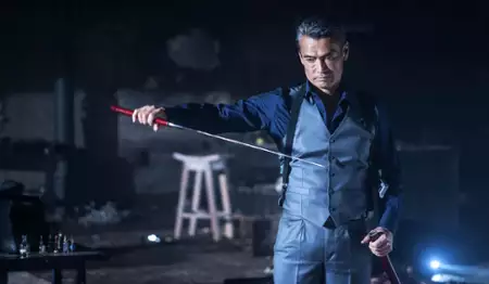 Everly - galeria zdjęć - filmweb