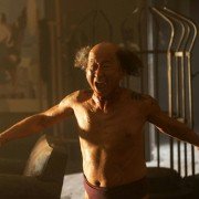 Everly - galeria zdjęć - filmweb