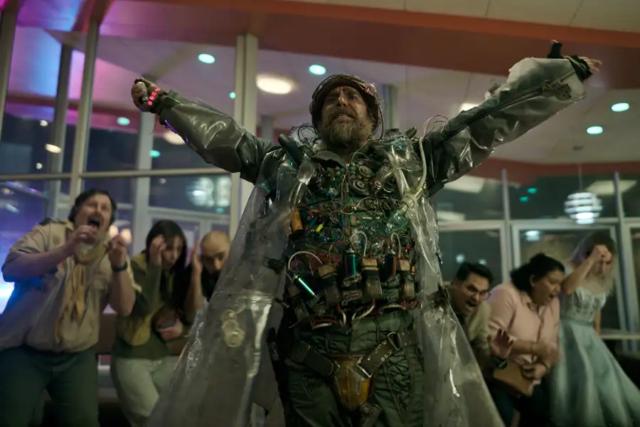 Baw się dobrze i przeżyj - galeria zdjęć - filmweb