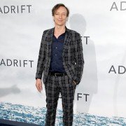 Adrift - galeria zdjęć - filmweb