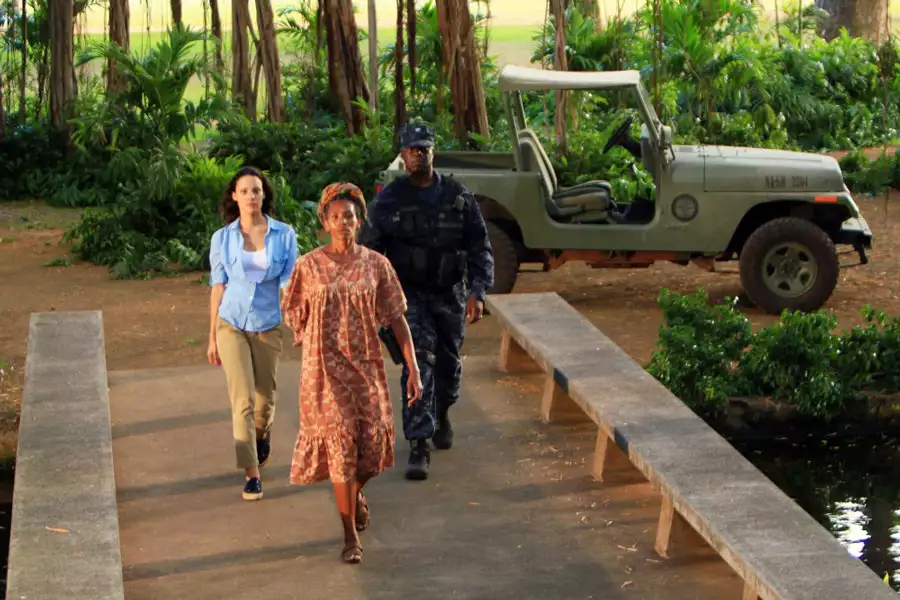 Last Resort - galeria zdjęć - filmweb