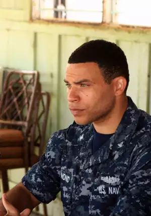 Last Resort - galeria zdjęć - filmweb