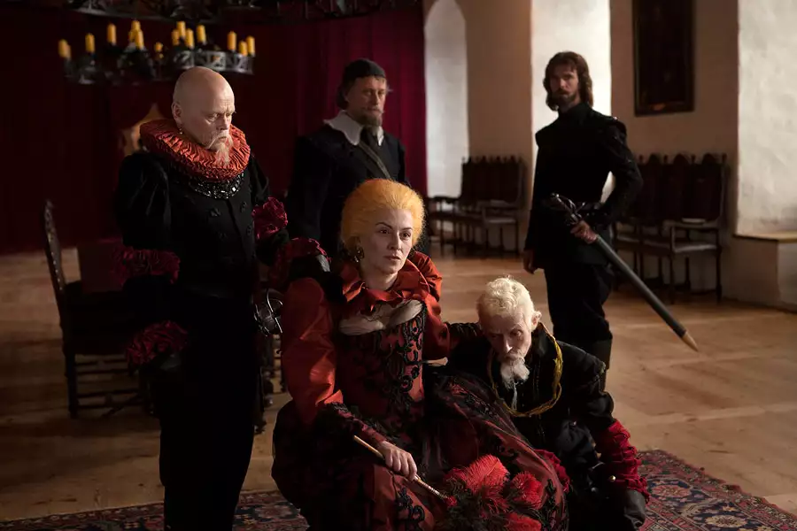 Dziewczyna, która została królem - galeria zdjęć - filmweb