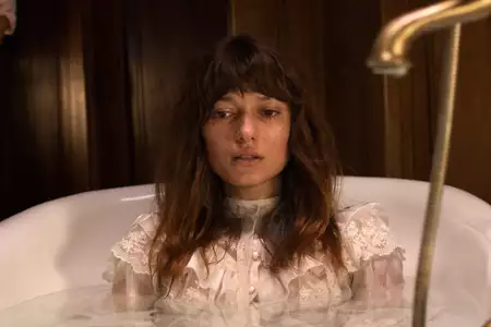 Safe Inside - galeria zdjęć - filmweb