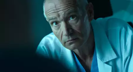 Safe Inside - galeria zdjęć - filmweb
