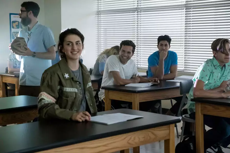 Chambers - galeria zdjęć - filmweb