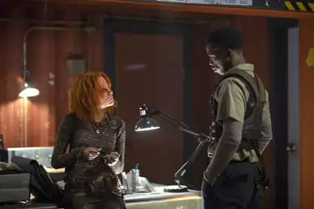 Defiance - galeria zdjęć - filmweb