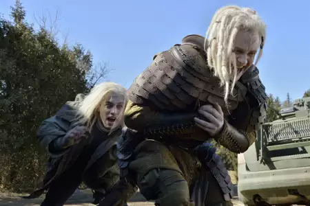 Defiance - galeria zdjęć - filmweb
