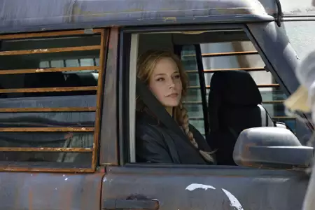 Defiance - galeria zdjęć - filmweb