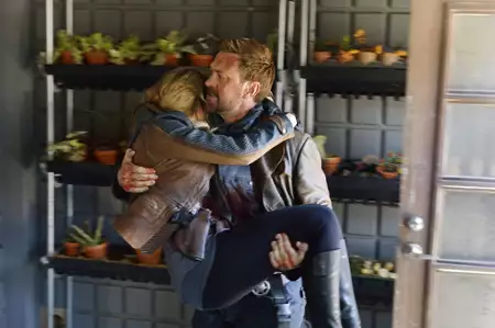 Defiance - galeria zdjęć - filmweb