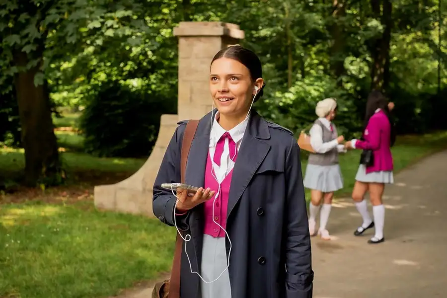 Maxton Hall - Dwa światy - galeria zdjęć - filmweb