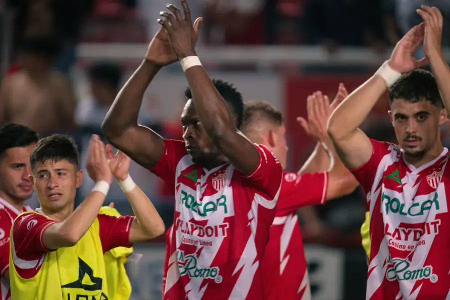 Necaxa - galeria zdjęć - filmweb