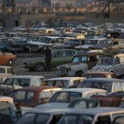Shekarchi - galeria zdjęć - filmweb