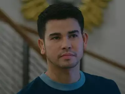 Fit Check: Confessions of an Ukay Queen - galeria zdjęć - filmweb