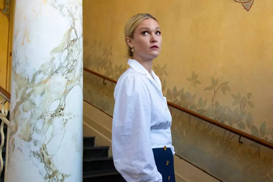 Riviera - galeria zdjęć - filmweb