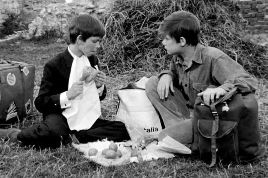Podróż za jeden uśmiech - galeria zdjęć - filmweb