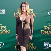 Pete's Dragon - galeria zdjęć - filmweb