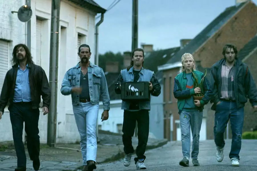 Boso, ale na rowerze - galeria zdjęć - filmweb