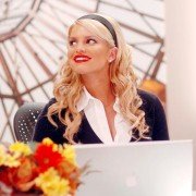 Blonde Ambition - galeria zdjęć - filmweb