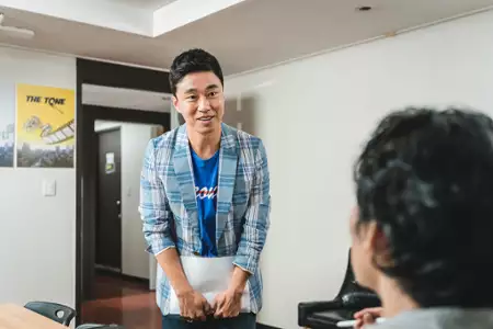 What Happened to Mr. Cha? - galeria zdjęć - filmweb