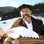 Tam, gdzie płonie ogień - galeria zdjęć - filmweb