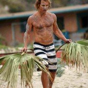 Surfer, Dude - galeria zdjęć - filmweb