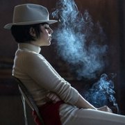 Halston - galeria zdjęć - filmweb