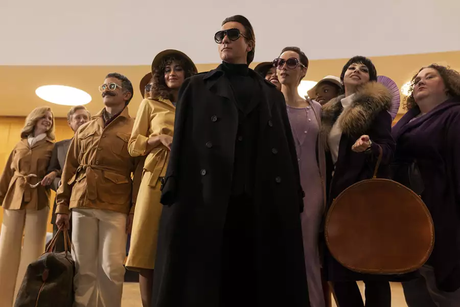 Halston - galeria zdjęć - filmweb