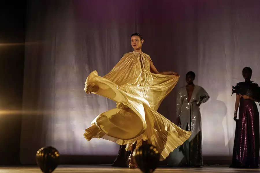 Halston - galeria zdjęć - filmweb