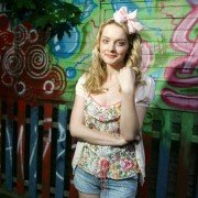 EastEnders: E20 - galeria zdjęć - filmweb