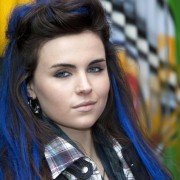 EastEnders: E20 - galeria zdjęć - filmweb