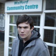 EastEnders: E20 - galeria zdjęć - filmweb