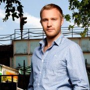 EastEnders: E20 - galeria zdjęć - filmweb