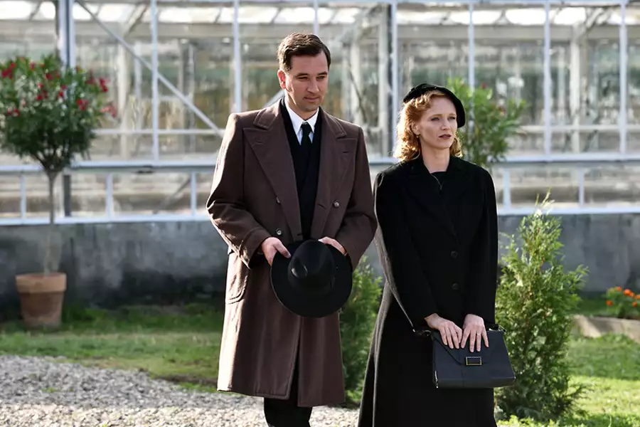 Ogród rodzinny. Przyjaciel - galeria zdjęć - filmweb